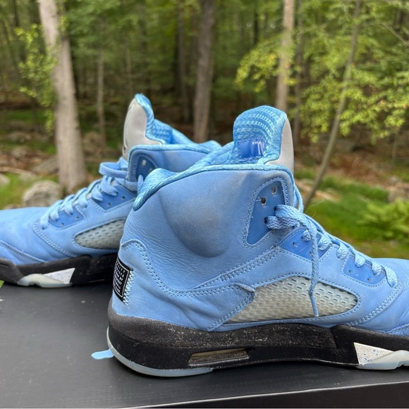 JORDAN Blue High-Top Sneakers